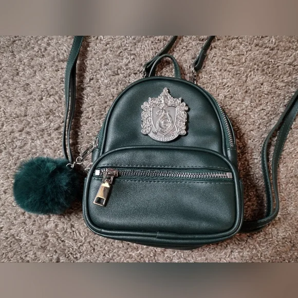 Universal Studios Harry Potter Slytherin Mini Backpack - Picture 3 of 13